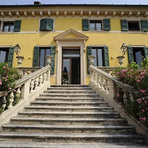 https://corte-beatrice.hotelinveneto.com